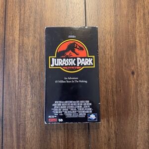Jurassic Park by Steven Spielberg (VHS, 1993)